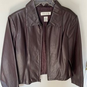 GENTLY WORN BROWN GENUINE LEATHER PRESTON & YORK JACKET SIZE M